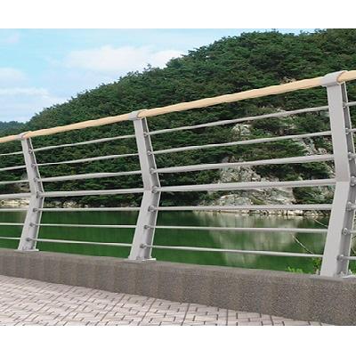 알루미늄제교량난간 사진